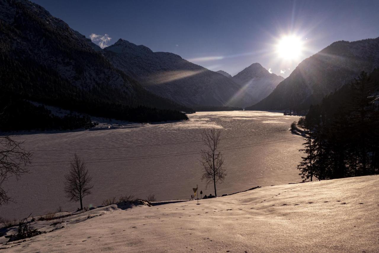 Gori Boutique Apartments - Tirol Reuthe Buitenkant foto
